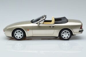 Porsche 944 S2 Cabriolet GT Spirit 1:18 GT002CS Resin — photo 3 of 6