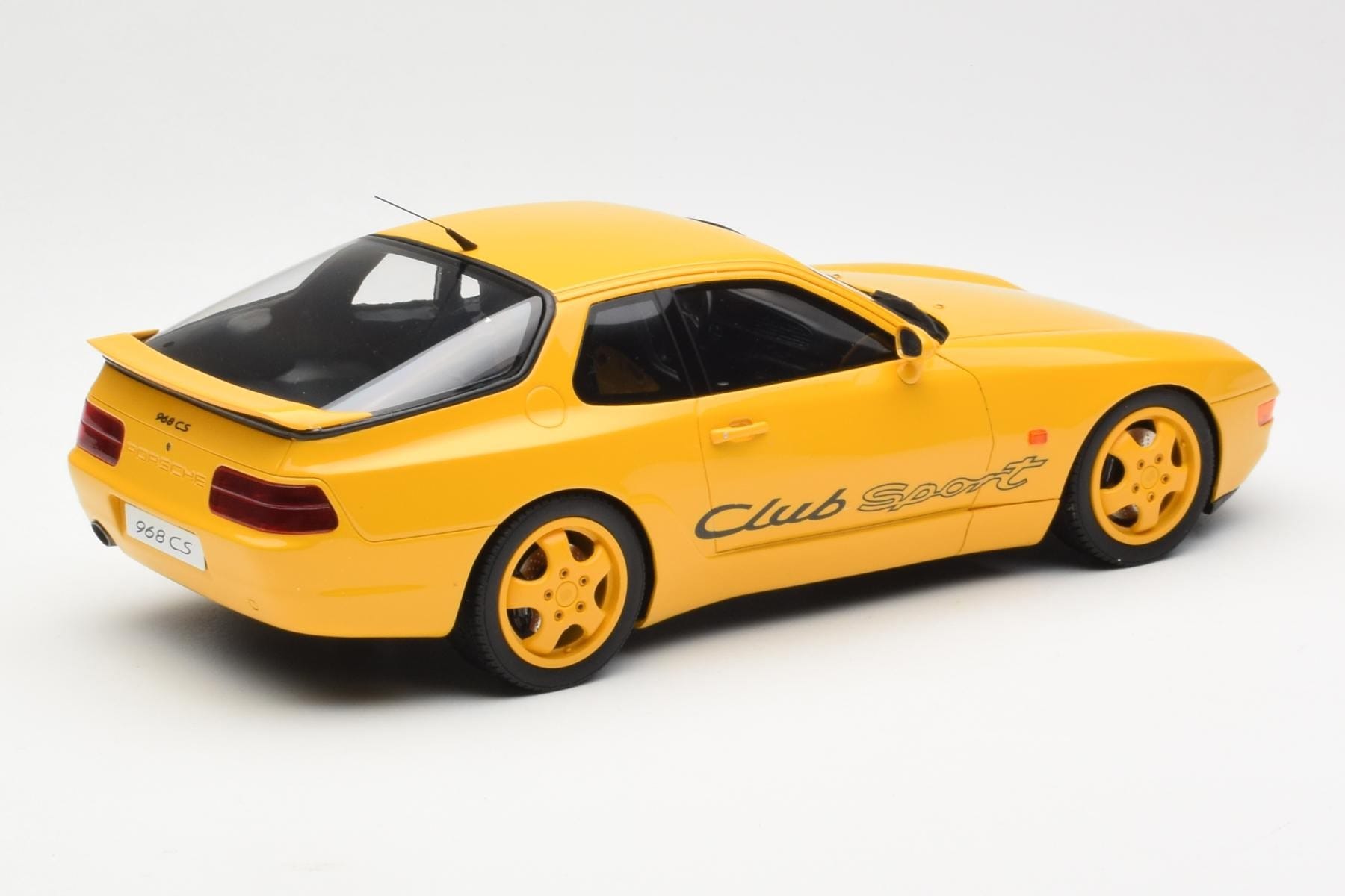 Porsche 968 Clubsport Yellow GT Spirit 1:18 GT129 Resin — photo 2 of 6