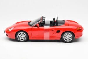 Porsche Boxster 986 Red UT Models 1:18 180065830 Diecast — photo 3 of 6