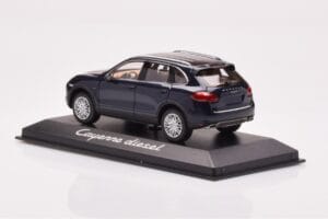 Porsche Cayenne 9PA Diesel Dark Blue Minichamps 1:43 WAP0200030B Diecast — photo 3 of 4