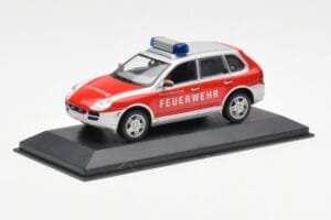 Porsche Cayenne S Feuerwehr Minichamps 1:43 WAPC02060116 Diecast — photo 2 of 4