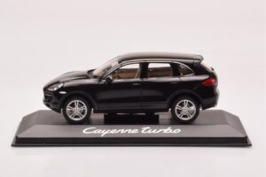 Porsche Cayenne 92A Turbo Black Minichamps 1:43
