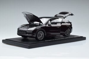 Porsche Cayenne Turbo Coupe Mahogany Norev 1:18 WAP0213190K Diecast — photo 2 of 8