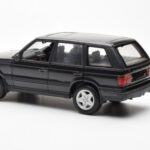 Range Rover P38 4.6 HSE Black Metallic AUTOart 1:18 - image 5 of 9