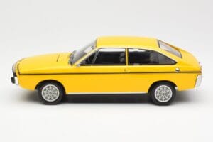 Renault 15 TL Yellow Black Norev 1:18 185351 Diecast — photo 3 of 6