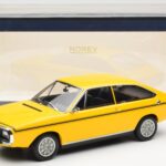 Renault 15 TL Yellow Black Norev 1:18 185351 - image 6 of 6