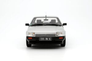 Renault 25 Phase 1 V6 Injection Silver Otto 1:18 OT1070 Resin — photo 4 of 5