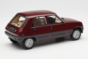 Renault 5 GTL Bordeaux Red Otto 1:18 OT1059 Resin — photo 2 of 6