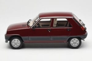 Renault 5 GTL Bordeaux Red Otto 1:18 OT1059 Resin — photo 3 of 6