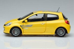 Renault Clio RS Mk3 F1 Team Norev 1:18 185236 Diecast — photo 4 of 7