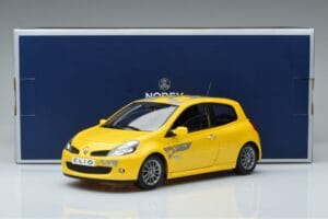 Renault Clio RS Mk3 F1 Team Norev 1:18 185236 Diecast — photo 7 of 7
