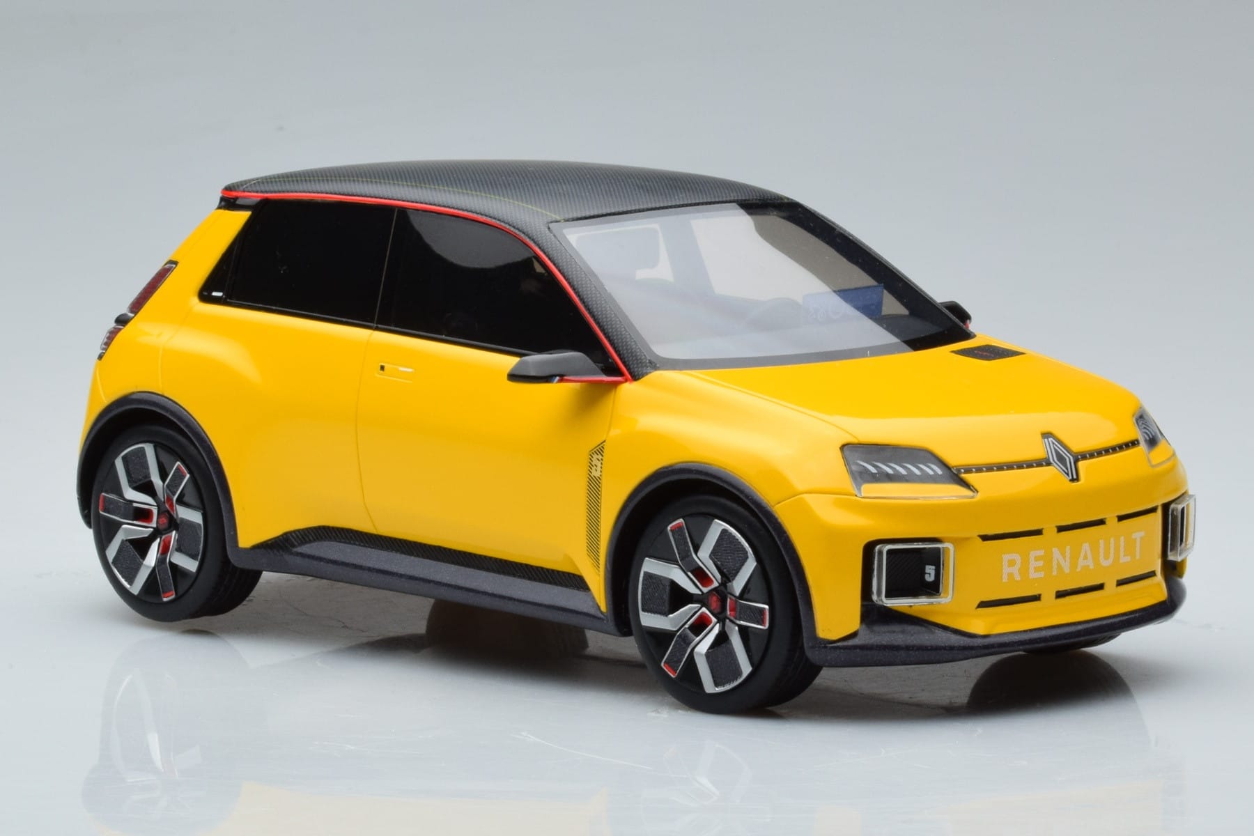 Renault E-Tech Electric Prototype Yellow Otto 1:18 OT406 Resin — photo 4 of 6