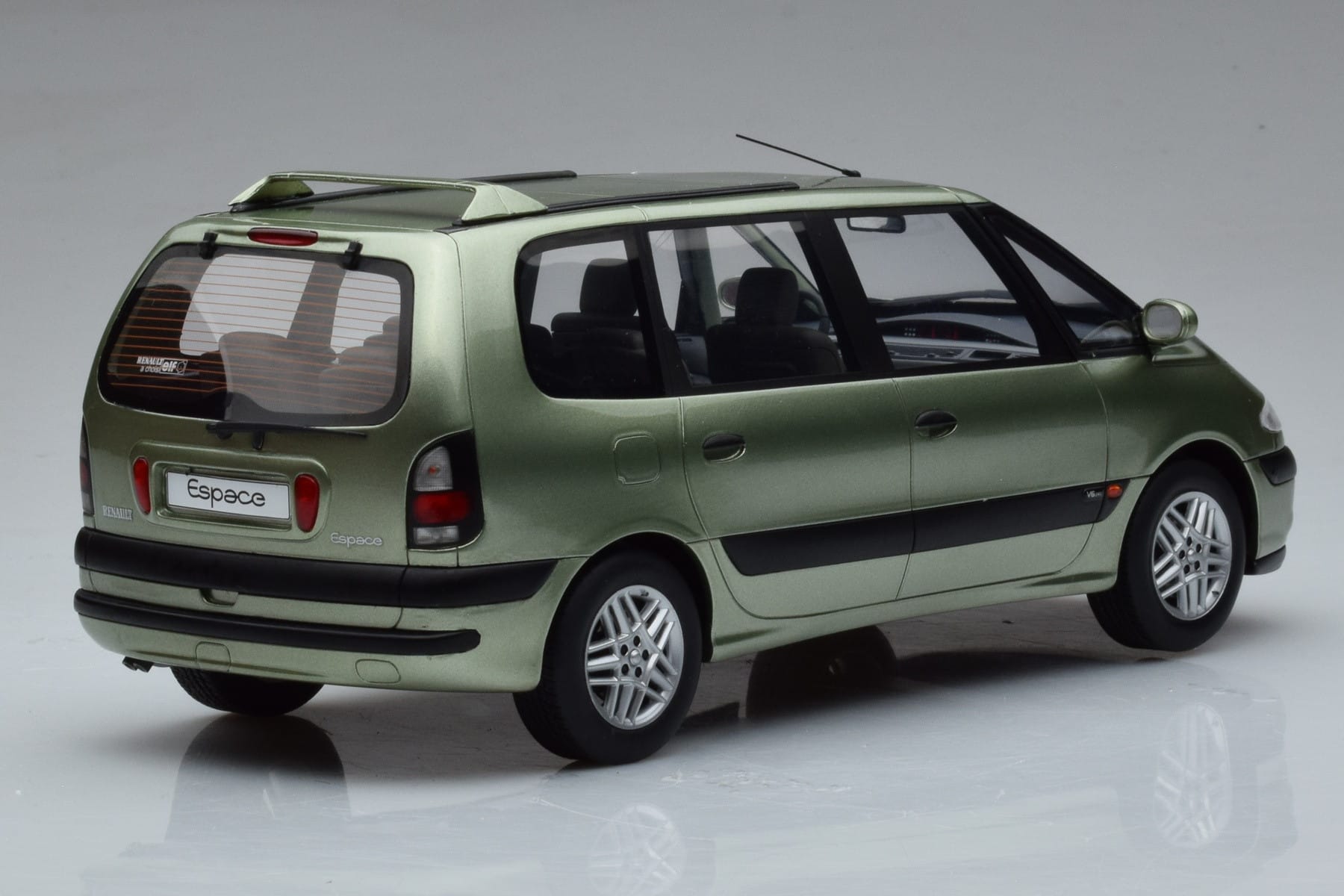 Renault Espace 3 Green Otto 1:18 OT430 Resin — photo 2 of 6