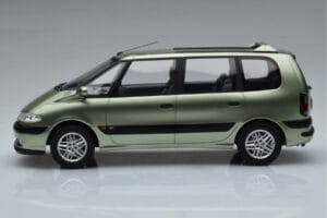 Renault Espace 3 Green Otto 1:18 OT430 Resin — photo 3 of 6