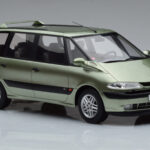 Renault Espace 3 Green Otto 1:18 - image 4 of 6