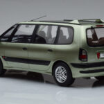 Renault Espace 3 Green Otto 1:18 - image 5 of 6