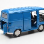 Renault Estafette Saviem Blue Norev 1:18 - image 2 of 11