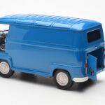 Renault Estafette Saviem Blue Norev 1:18 - image 7 of 11