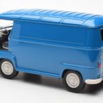 Renault Estafette Saviem Blue Norev 1:18 - image 10 of 11