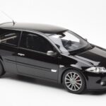 Renault Megane 2 RS Phase 2 Black Otto 1:18 OT1054 - image 4 of 6