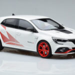 Renault Megane RS Trophy-R Mk4 White Norev 1:18 - image 4 of 6