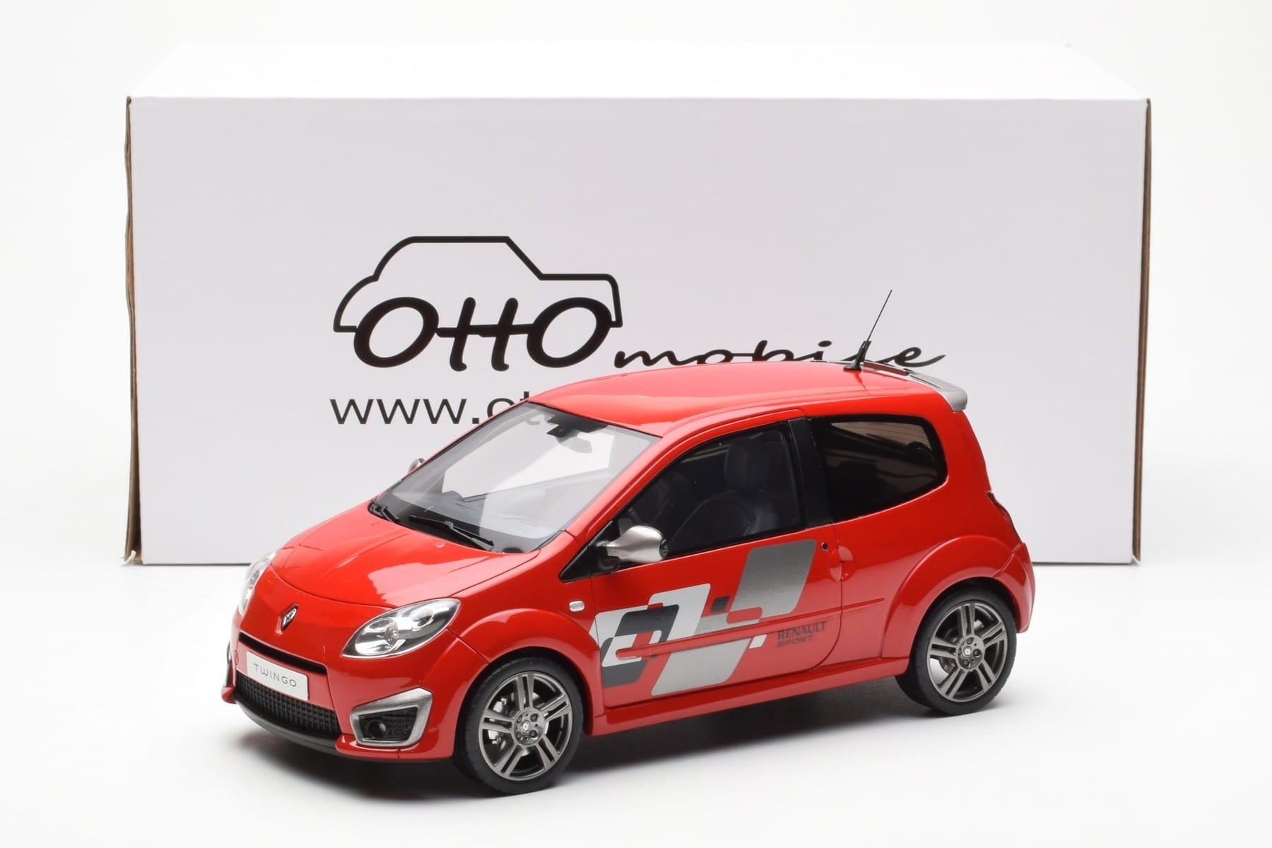 Renault Twingo RS Phase 1 Red Otto 1:18 OT446 Resin — photo 6 of 6