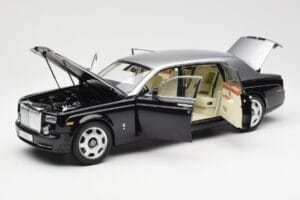 Rolls-Royce Phantom VII EWB Black and Silver Kyosho 1:18 08841BKS Diecast — photo 2 of 8