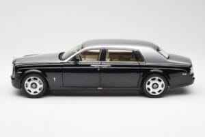 Rolls-Royce Phantom VII EWB Black and Silver Kyosho 1:18 08841BKS Diecast — photo 4 of 8