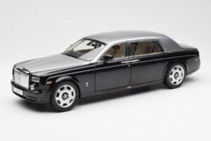 Rolls-Royce Phantom VII EWB Black and Silver Kyosho 1:18 08841BKS