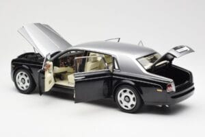 Rolls-Royce Phantom VII EWB Black and Silver Kyosho 1:18 08841BKS Diecast — photo 5 of 8