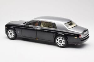 Rolls-Royce Phantom VII EWB Black and Silver Kyosho 1:18 08841BKS Diecast — photo 7 of 8