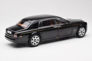 Rolls-Royce Phantom VII EWB Diamond Black Kyosho 1:18 08841DBK2 Diecast — photo 3 of 8