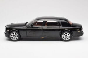 Rolls-Royce Phantom VII EWB Diamond Black Kyosho 1:18 08841DBK2 Diecast — photo 4 of 8