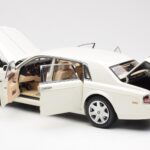 Rolls-Royce Phantom VII EWB English White Kyosho 1:18 08841EW2 - image 5 of 8