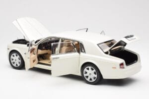 Rolls-Royce Phantom VII EWB English White Kyosho 1:18 08841EW2 Diecast — photo 5 of 8
