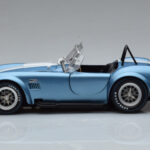 Shelby Cobra 427 S/C Light Blue Kyosho 1:18 - image 4 of 9