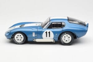 Shelby Daytona Cobra Coupe #11 S. Thompson 24 Hours of Le Mans 1965 CMR 1:18 CMR114 Diecast — photo 4 of 8