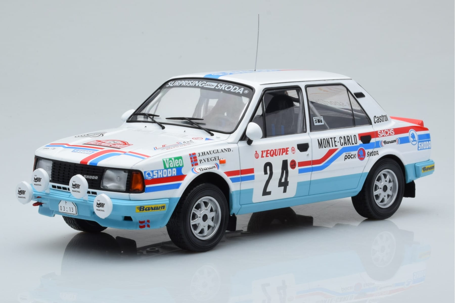 Skoda 130 L Night Version #24 J. Augland Rally Monte Carlo 1987 IXO 1:18 18RMC156 Diecast