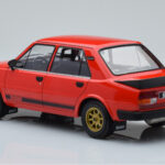 Skoda 130 LR Red IXO 1:18 - image 5 of 6