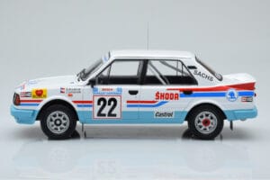 Skoda 130 LR #22 S. Kvaizar / J. Janecek Rally Acropolis 1986 IXO 1:18 18RMC157B Diecast — photo 3 of 6