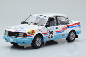 Skoda 130 LR #22 S. Kvaizar / J. Janecek Rally Acropolis 1986 IXO 1:18