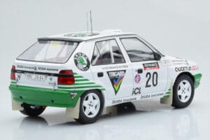 Skoda Felicia #20 S. Blomqvist / B. Cederberg Rally RAC Lombard 1995 IXO 1:18 18RMC147 Diecast — photo 2 of 6