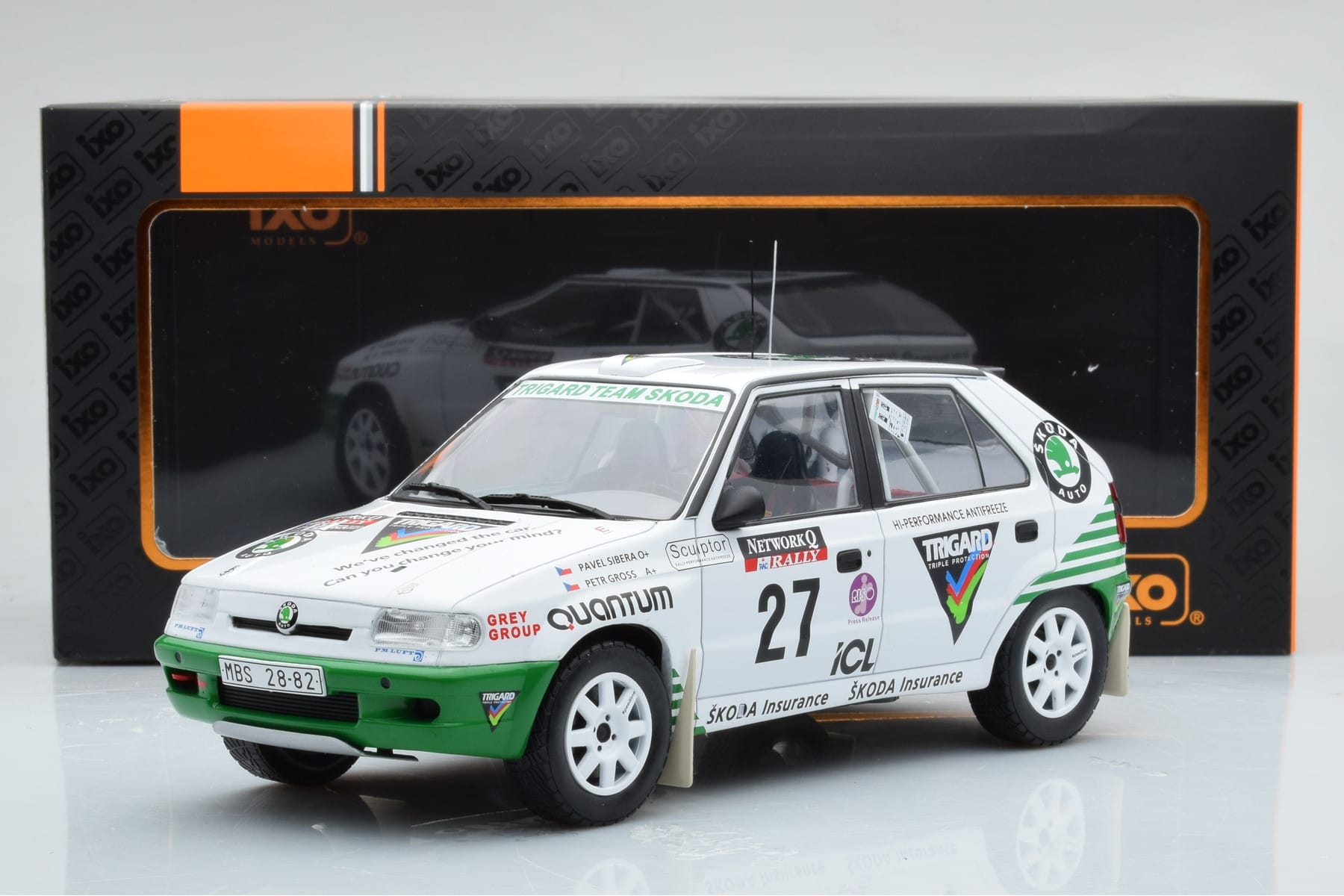 Skoda Felicia #27 P. Sibera / P. Gross Rally RAC Lombard 1995 IXO 1:18 18RMC148 Diecast — photo 6 of 6
