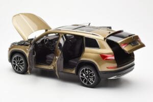 Skoda Kodiaq Gold FAW 1:18 ZSX000001GOL Diecast — photo 5 of 8