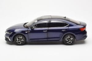 Skoda Octavia Pro Blue FAW 1:18 ZMR000006BLA Diecast — photo 4 of 8
