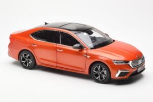 Skoda Octavia Pro Orange FAW 1:18 ZMR000006ORA Diecast — photo 6 of 8