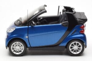 Smart Fortwo 451 Cabrio Blue & Black Minichamps 1:18 150036330 Diecast — photo 4 of 8
