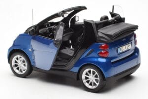 Smart Fortwo 451 Cabrio Blue & Black Minichamps 1:18 150036330 Diecast — photo 5 of 8