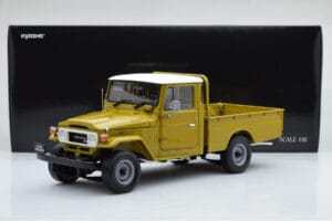 Toyota Land Cruiser 40 4x4 Pickup Olive Kyosho 1:18 08958K Diecast — photo 8 of 8