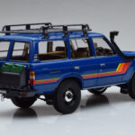 Toyota Land Cruiser 60 Blue With Optional Parts Kyosho 1:18 - image 3 of 11